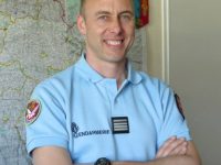 HOMMAGE AU LIEUTENANT-COLONEL ARNAUD BELTRAME(général Antoine Martinez)