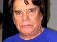 BERNARD TAPIE : CARPETTE OU SERPILLÈRE ? (Cédric de Valfrancisque)