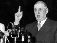May 19, 1958 - Paris, France - CHARLES DE GAULLE was a French general and statesman, leader of the Free French during World War Two and the architect of the Fifth Republic. His political ideology, 'Gaullism', has become a major influence in French politics. PICTURED: CHARLES DE GAULLE during a press conference. *** Local Caption *** General, president francais Photo d'archive 1958